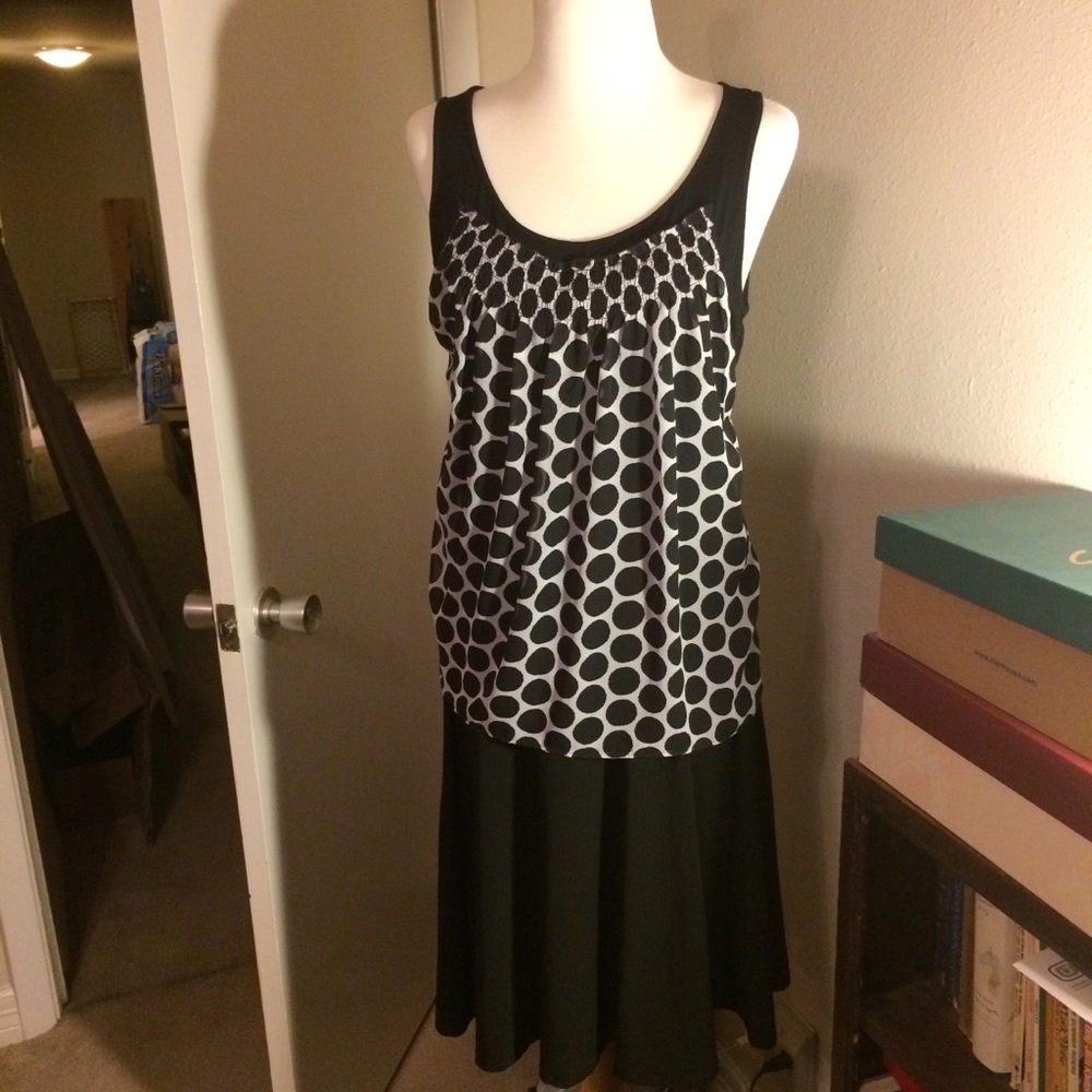 NY&Co Size L polka dot shell - Picture 2 of 4